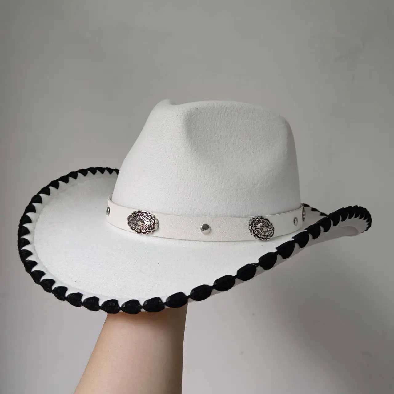 New denim hat knitted edge European and American jazz hat mens and womens jazz denim hat winter climbing hat W241225