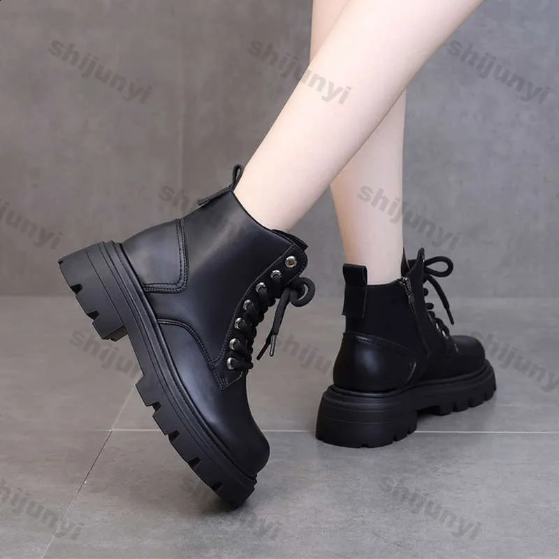 Women Ankle Boots Soft Leather Anti Slip Thick Soled Short Boots2025 Winter British Lace Up Comfort Platform Fashion Boots 241226