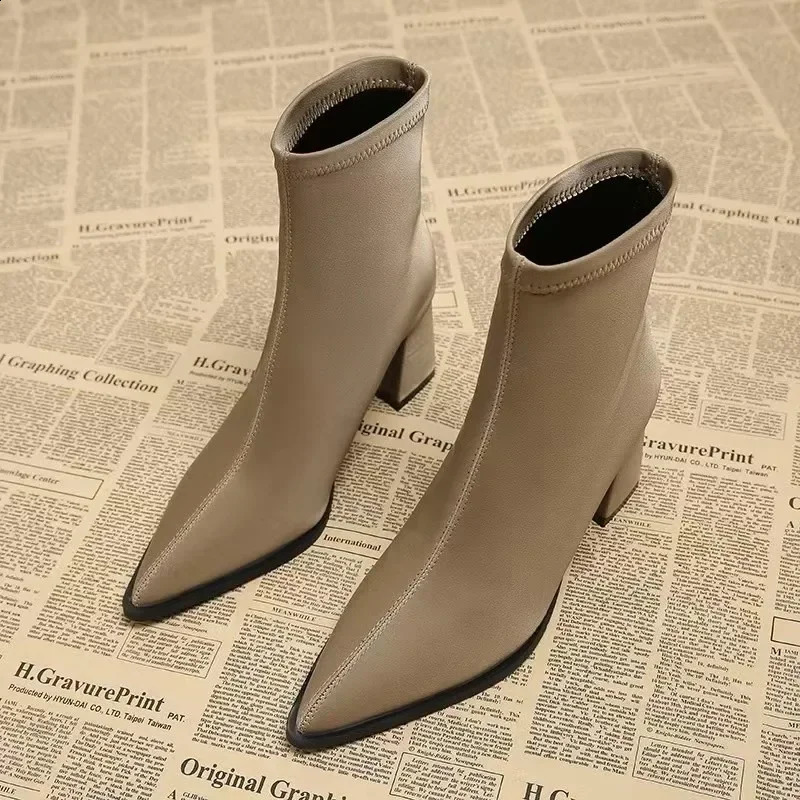 Shoes Female Fashion Ankle Womens Boots Pointed Toe Office and Career Plus Size Solid Shoes for Women Zapatos 241226