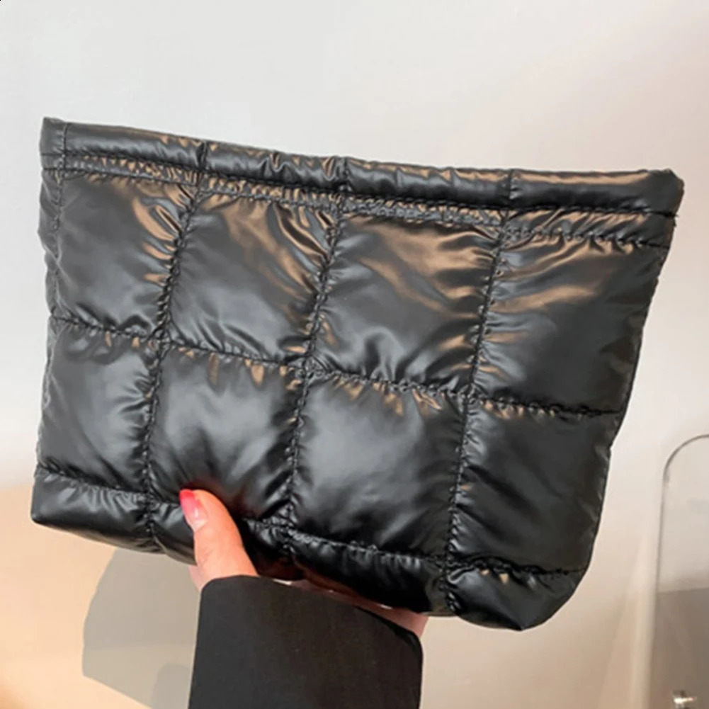 Women Makeup Pouch Padded Quilted Makeup Storage Bag Large Capacity Cosmetic Organizer Bag Solid Color Puffer Handbag Clutch 241226