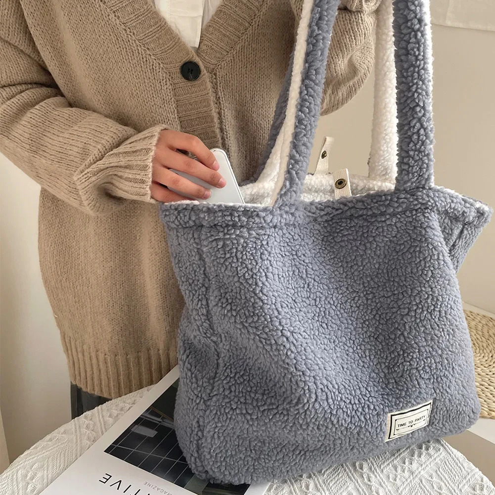 Cashmere Fleece Handbag Womens Plush Shoulder Bags Two Side Available er Tote Bags Girls Ladies Shopper Bag Bookbag Purse241226bj