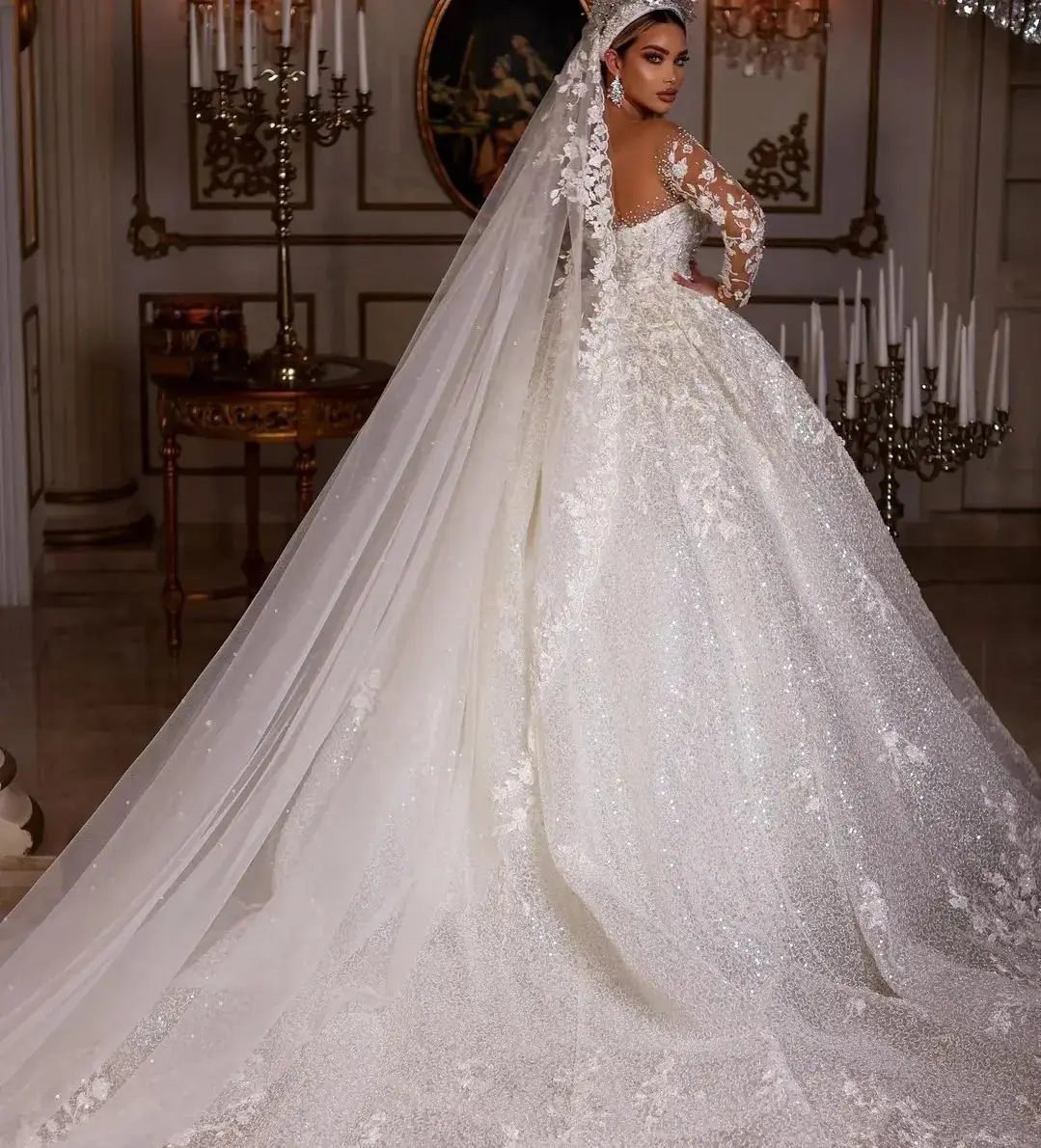 Ball Women Wedding Dress Sheer Neck Long Sleeveless Bridal Gown Sequins Appliques Sweep Train Dresses Customized Vestido De Novia
