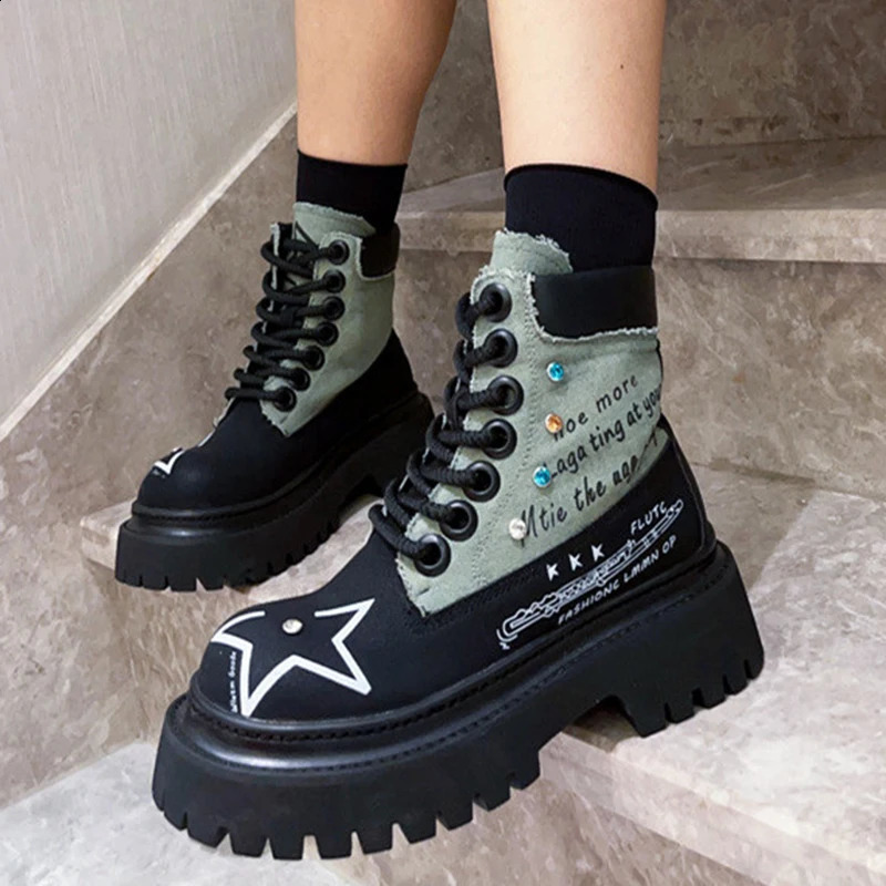 Women Patchwork Boots Lace Up Personalized Vintage Chunky Motorcycle Boots Punk Platform Casual Comfortable Female Boots 241226