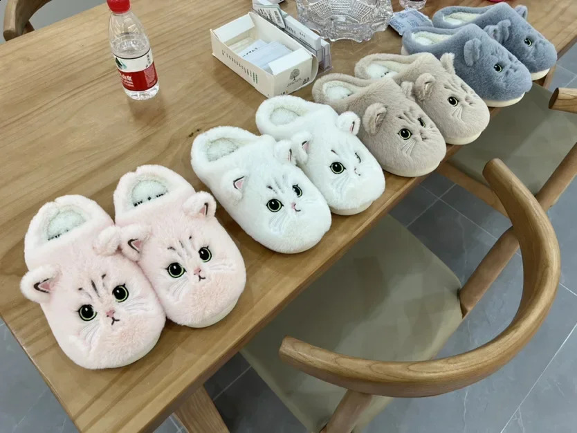 Cute Cat Slippers Fluffy Furry Women Home Platform Slippers Men Winter Plush Slides Indoor Fuzzy Slippers Lovely Cotton Shoes241226