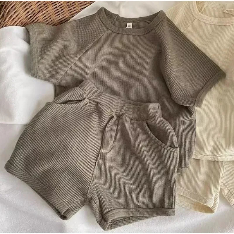 SummerChildren Korean Style Clothing Set for Boys and Girls Shortsleeved Shorts Casual Sportswear Solid Color 2 Pieces 241225