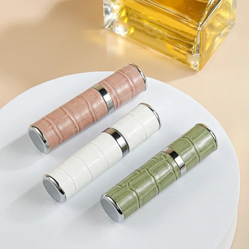 5ml Mini Perfume Refill Bottle Leather Portable Spray Bottle Empty Glass Containers for Cosmetics Perfume Atomizer for Traveling 241225