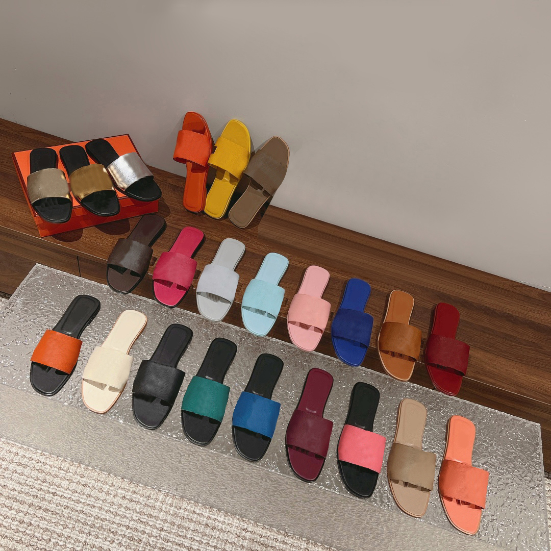 10A Designer sandals Leather Slippers Same Style for Women's slides Summer Outwear Leisure Vacation Beach Slippers 2023 Spring Flat Shoes Size34-42