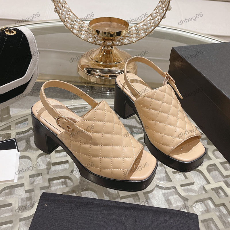 24ss Designer Womens Chunky Heel Open Toe Sandals Rhombus Round Toe Outdoor Casual Shoes Ankle Metal Adjustment Buckle Dress Shoes Womens Wedding Party Shoes 40-41