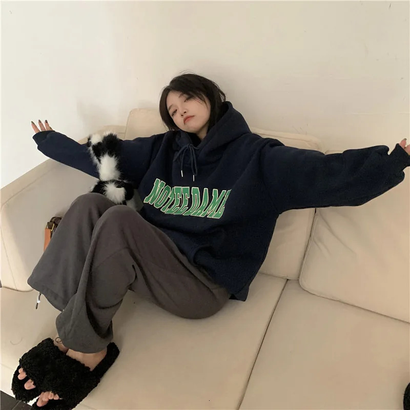 Velvet Hooded Sweatshirt for Women Oversized Printed Shirt American Retro Loose Top Trend 241223