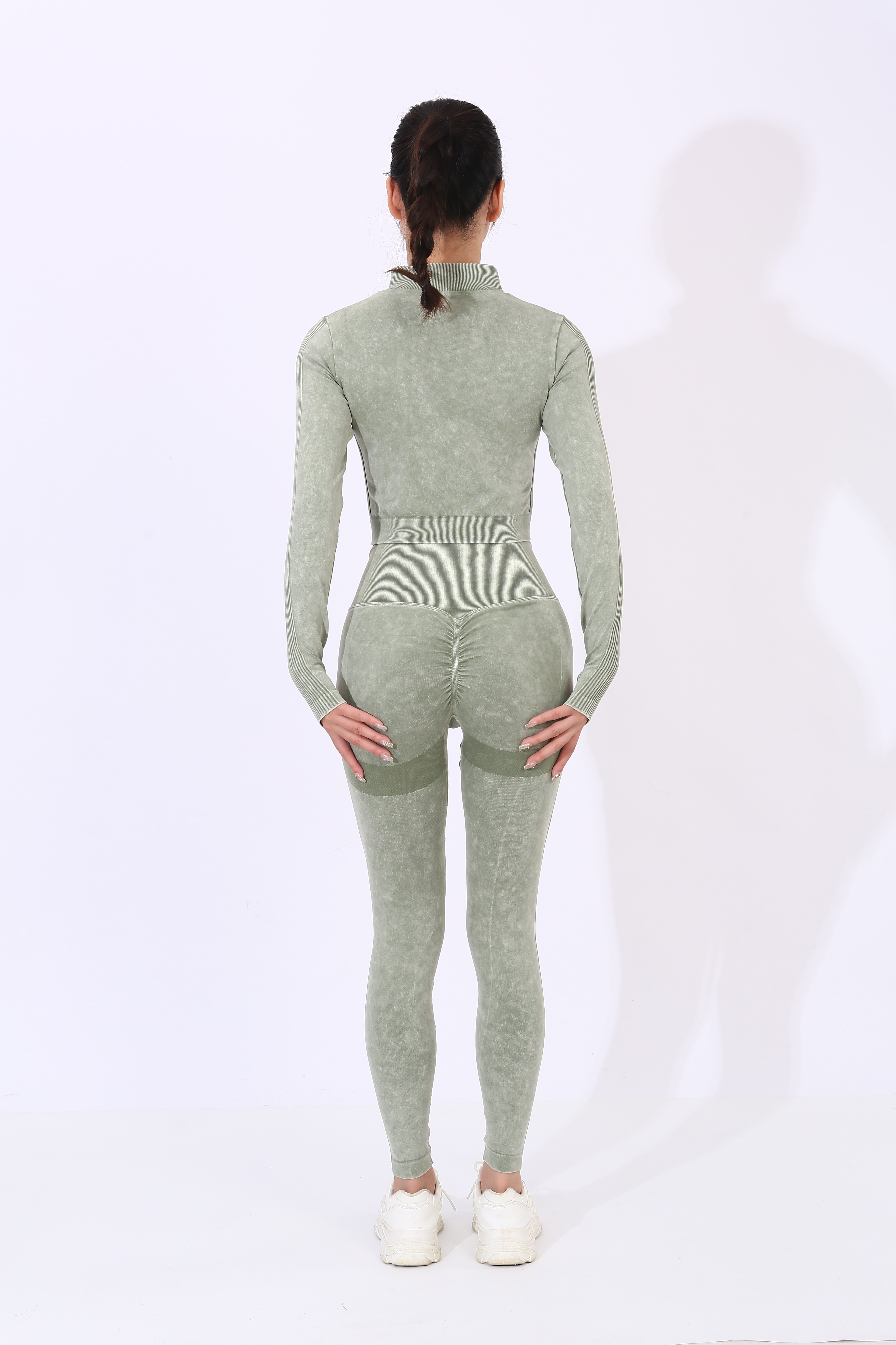 FEMME FINESS Women's Yoga Clothing Exercise Suit Seamless Yoga Clothing Suit Factory Direct Sale