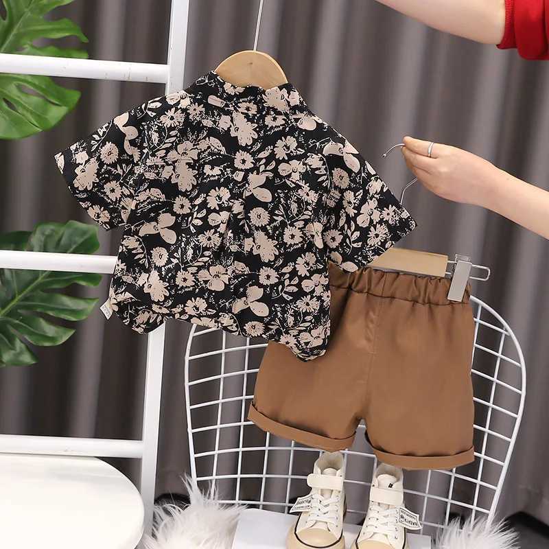 Clothing Sets New Summer Baby Boys Clothes Sets Fashion Cotton Full Printing T-shirts+Tooling Shorts 2pcs Kids Outfits for Infant TracksuitY241225LI00