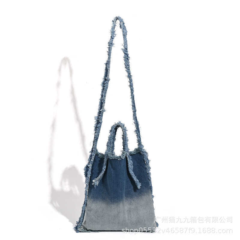 Washed denim bag, wandering style, niche design, crossbody bag, ins casual women's shoulder bag, personalized canvas bag 241215