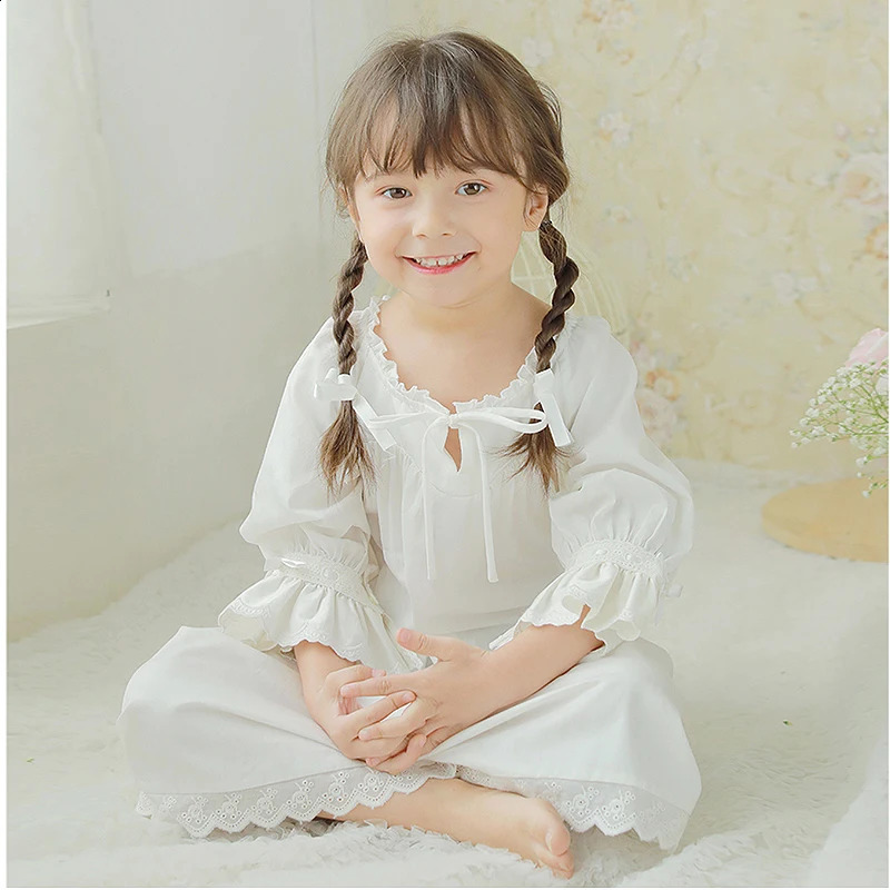 Cute Children Girl Lolita Dress White Princess Sleepshirts Vintage Ruffles NightgownsVictorian Kids Nightdress Sleep Loungewear 241226