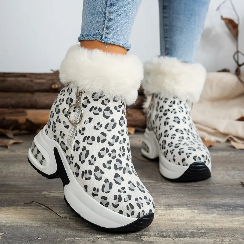 Winter Thick Cotton Boots Womens Fashion Round Head Leopard Print Side Zipper Anti-landslide Heel Boots 241226