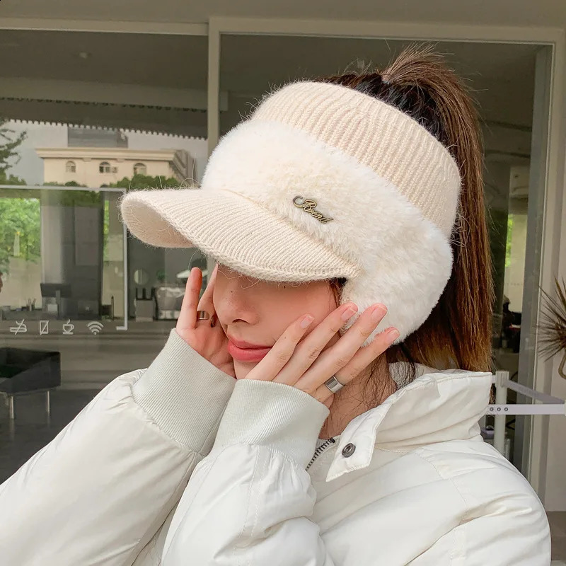 Winter Hat for Women Fashion Winter Warm Ear Wing Knitted Cap Baseball Cap Outdoor Sports Windproof Ponytail Hat Visor 241226