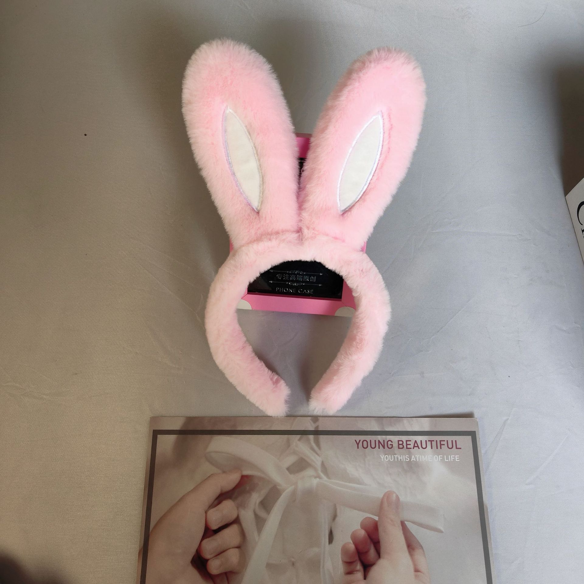 New Korean version cute plush rabbit ear headband female cartoon super cute and versatile bunny face wash makeup headband hair accessory