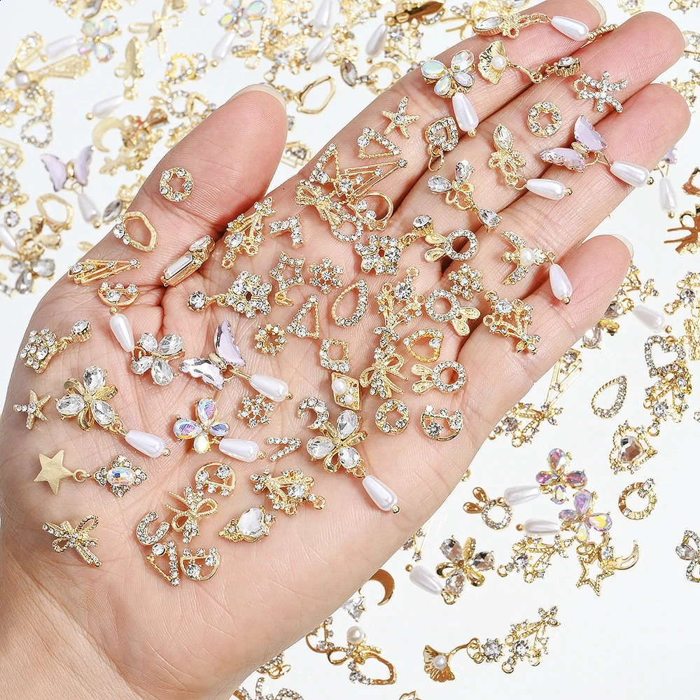 50pcs/Bag Mixed Dangle Nail Jewelry Rhinestones 3D Random Pendent Alloy Pearl Crystal Gems Decoration Manicure Accessorie 241226