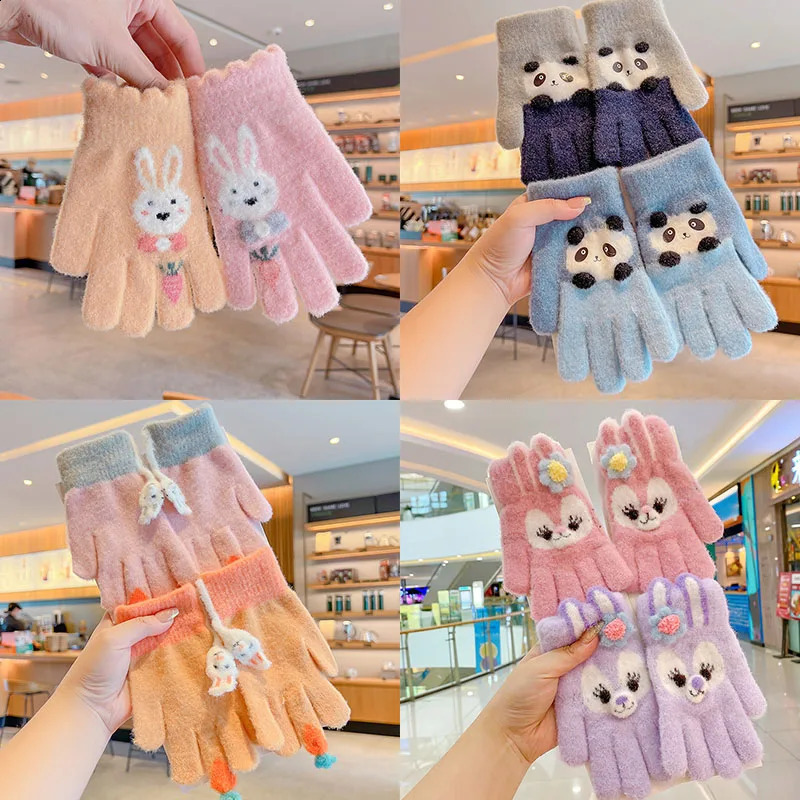 Winter Baby Girls Sweet Soft Cartoon Knitted Yarn Keep Warm Gloves Children Lovely Five Finger Gloves Kids Fashion Gloves 241226