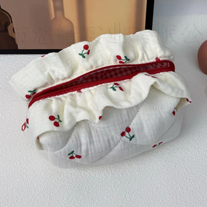 Portable Cotton Makeup Bag Printed Bow Lace Makeup Bag Thickened Travel Cherry Storage Bag Pink Floral 241226