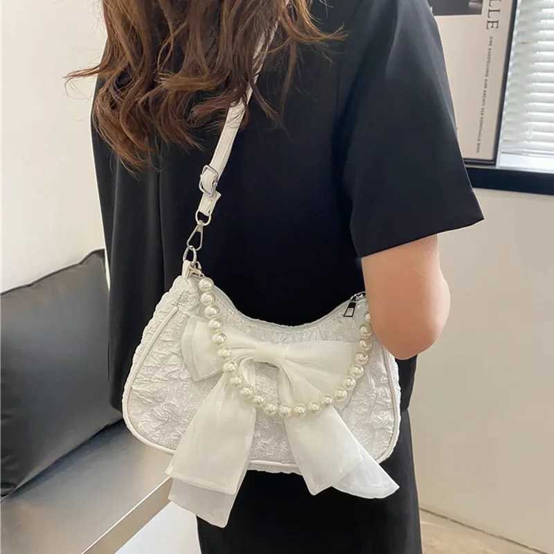Pearl Female Bag Luxury Designer Handbag Bow Crossbody Bags Fi Canvas Womens 2024 Trend Shoulder bag PursesXJ241225