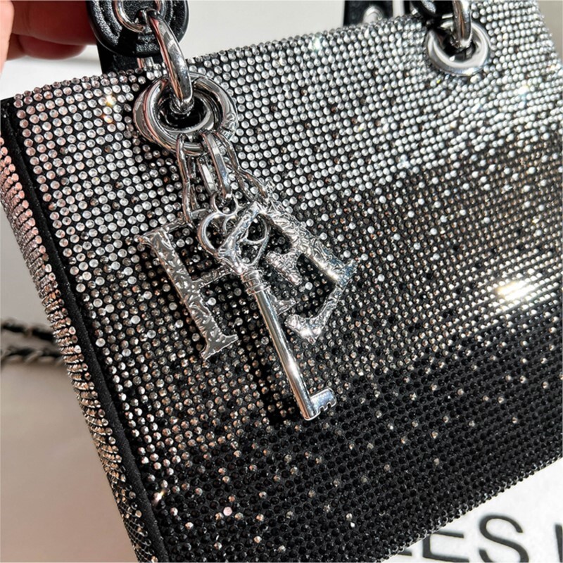 Women's Handbag 2024 New High-End Gradient Rhie Chain Portable Small Square Bag, Evening Banquet Designer Crossbody Bag