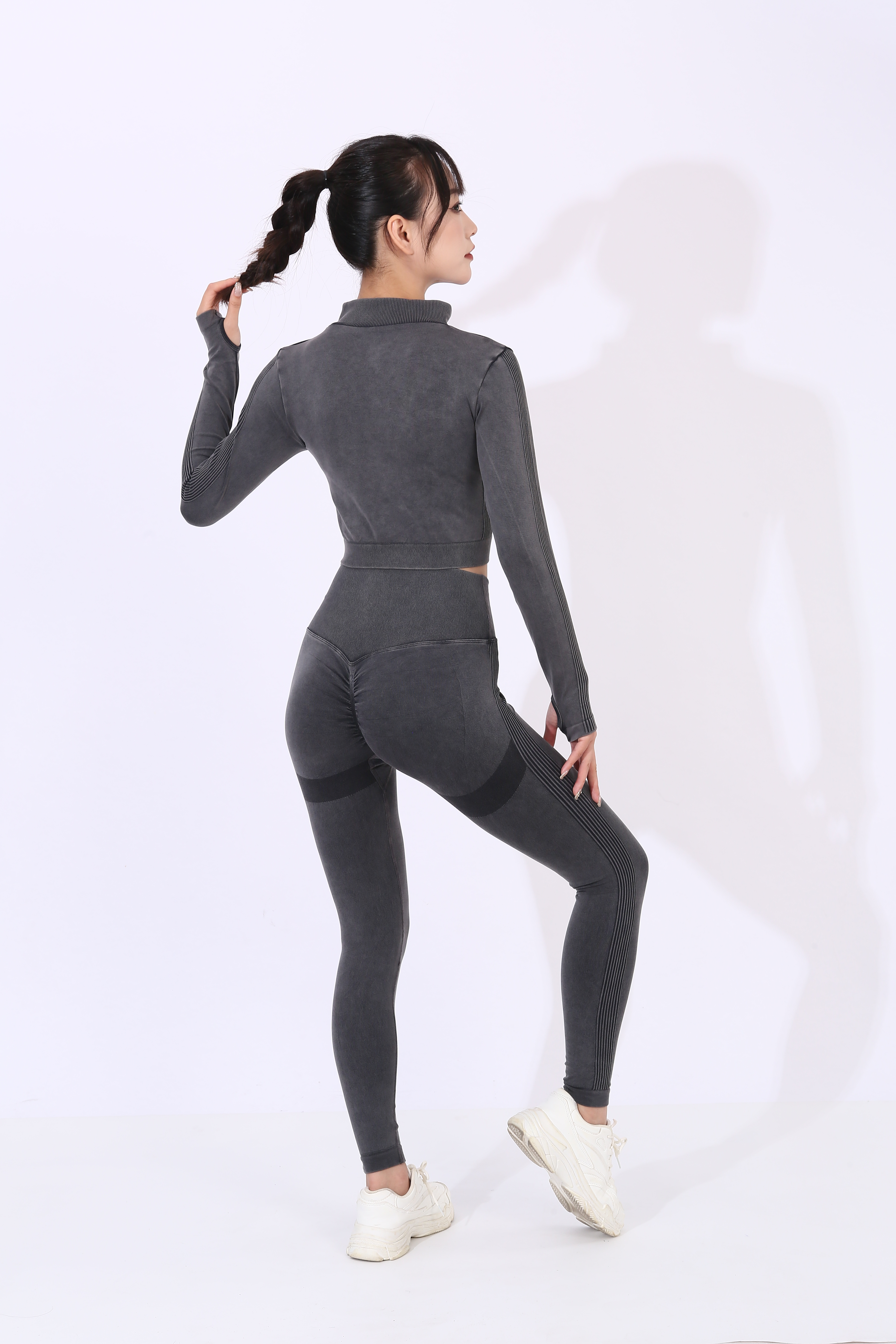 FEMME FINESS Women's Yoga Clothing Exercise Suit Seamless Yoga Clothing Suit Factory Direct Sale