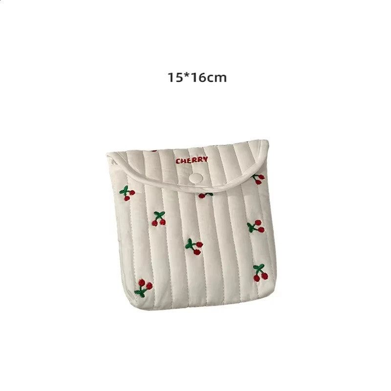 Cute Sanitary Napkins Menstruation Towel Storage Bag Portable Mini Student Tampon Monthly Bag Storage Bag 241226