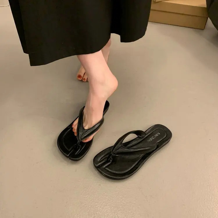 Slippers Women Summer Slides Female Shoes Rubber Flip Flops Low Soft Hawaiian Beach PU Hoof Heels Rome 241225