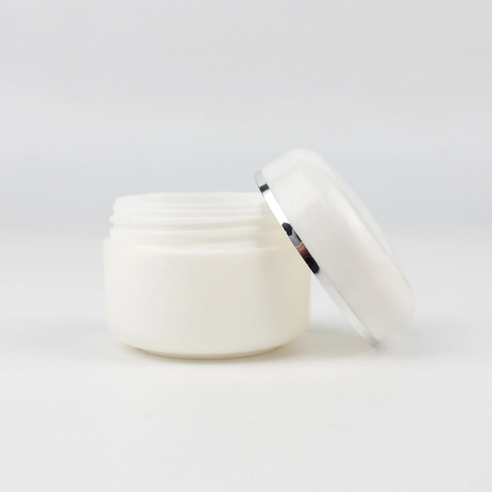 30Pcs/Pack 20g 30g 50g Cream Jar White Plastic Makeup Container Sample Cosmetics Box Empty Makeup Jar Pot Refillable Bottles 241225