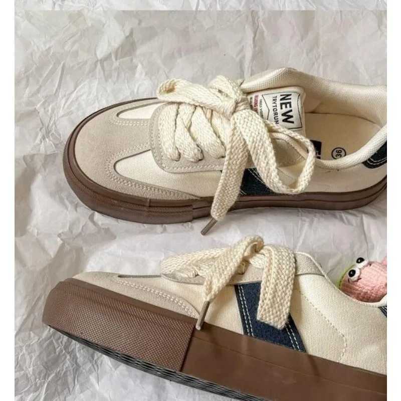 White womens sports shoes leather slider womens vulcanized shoes canvas round toe casual womens sports platform shoes Zapatos MUJI M241225