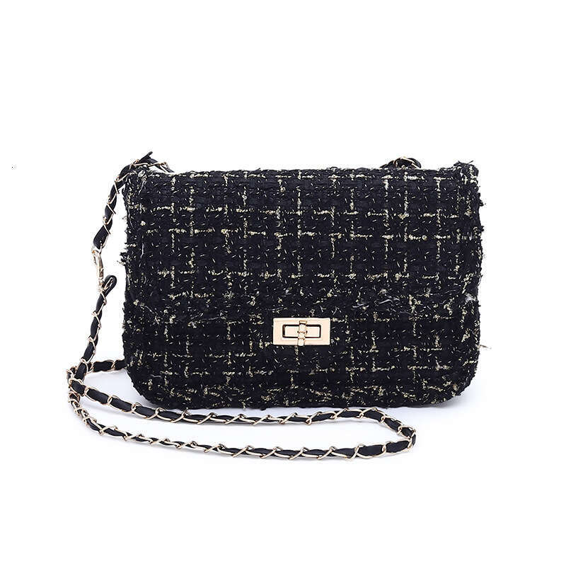 Commuting Fashion Internet Celebrity Chain Shoulder Crossbody Bag, Early Winter New Style, Versatile Lock Buckle, Korean Version Small Square Bag