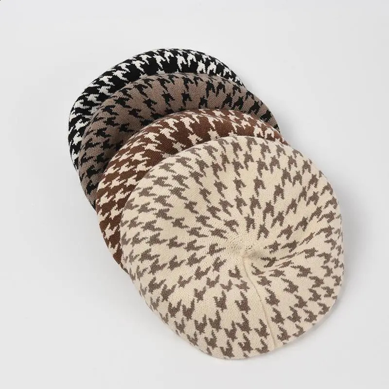 Fashion Women Houndstooth Berets Classic Plaid Winter Hats Ladies French Painter Hat Wedding Dress Up Warm Beanies Cap 241226
