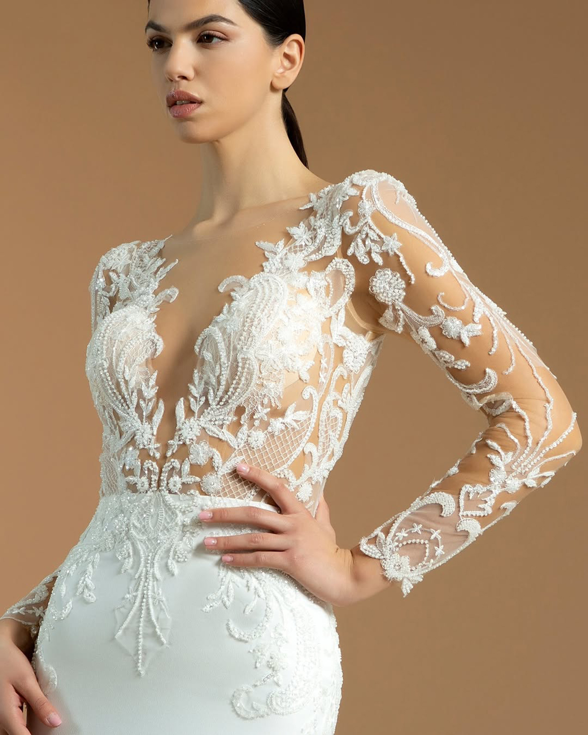 Sexy Mermaid Wedding Dresses V-Neck Backless Long Sleeve Lace Up Appliques Embroidery Bridal Gowns Sweep Train Custom Made Vestidos De Novia