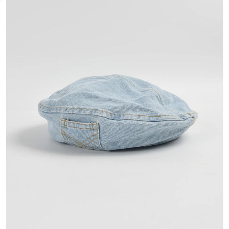 Vintage Solid Color Beret for Women with Washed-out Effect Unique Pocket Denim Berets Casual Style Spring Autumn Hats 241226