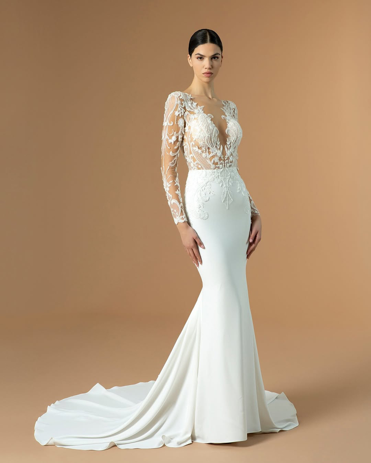 Sexy Mermaid Wedding Dresses V-Neck Backless Long Sleeve Lace Up Appliques Embroidery Bridal Gowns Sweep Train Custom Made Vestidos De Novia
