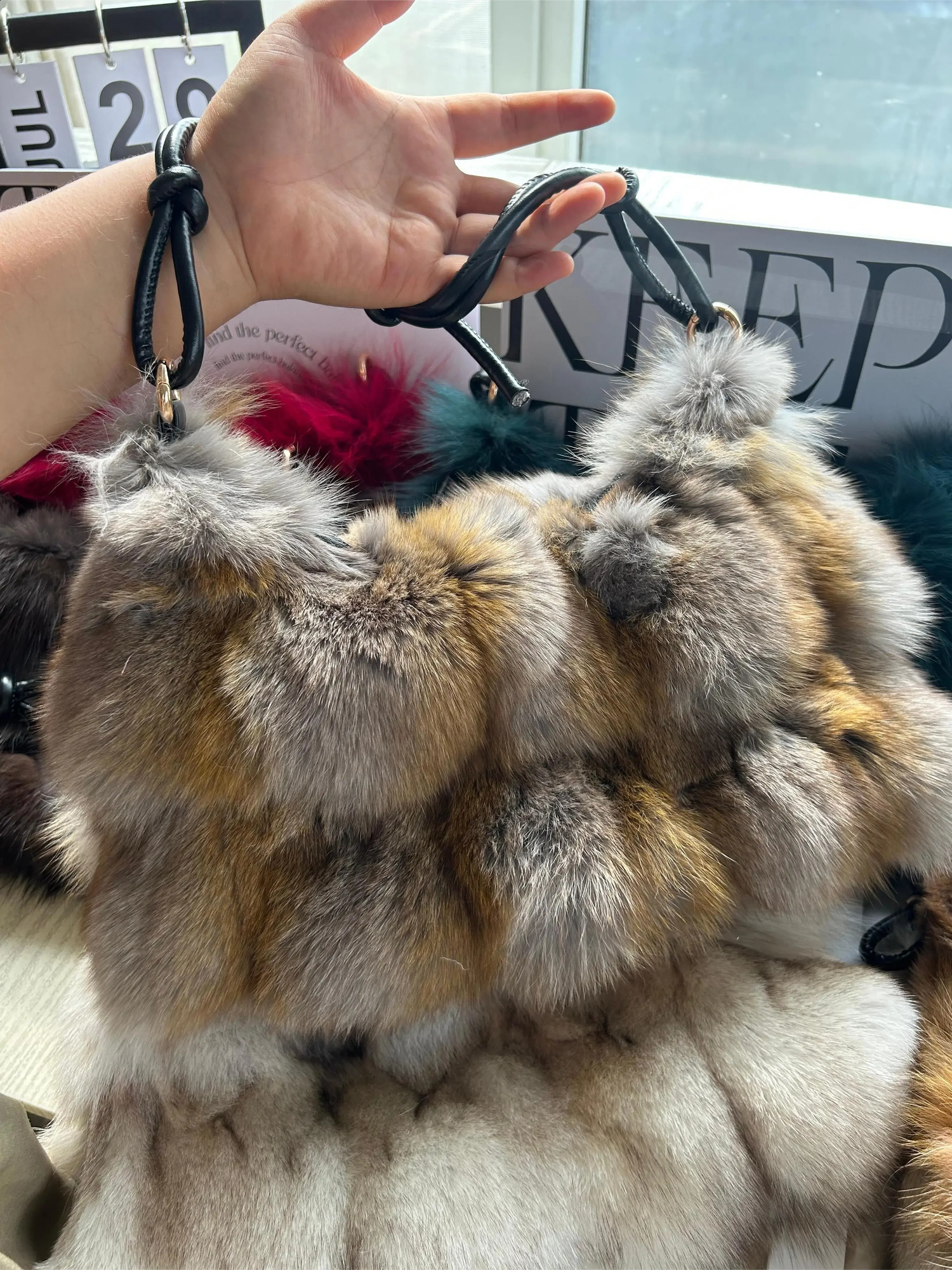 Winter Fox Fur Bag Womens Bag Fashion Handbag Ladies Bags Purses Women Shoulder Bag Real Silver Fox Fur Messenger Bags241226