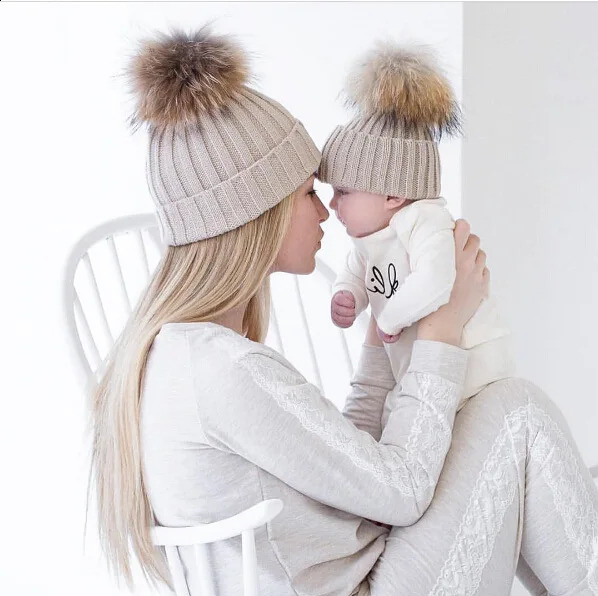 Famliy Matching Hats 2PcsSet Mother Kid Baby Child Warm Winter Knit Beanie Fur Pom Hat Crochet Ski Cap Soft Solid Cute 241225
