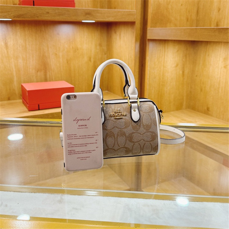 Hot Handbags, Brand Small Goods, Shoulder Bags, Mainly Women's Mobile Phone Bags.