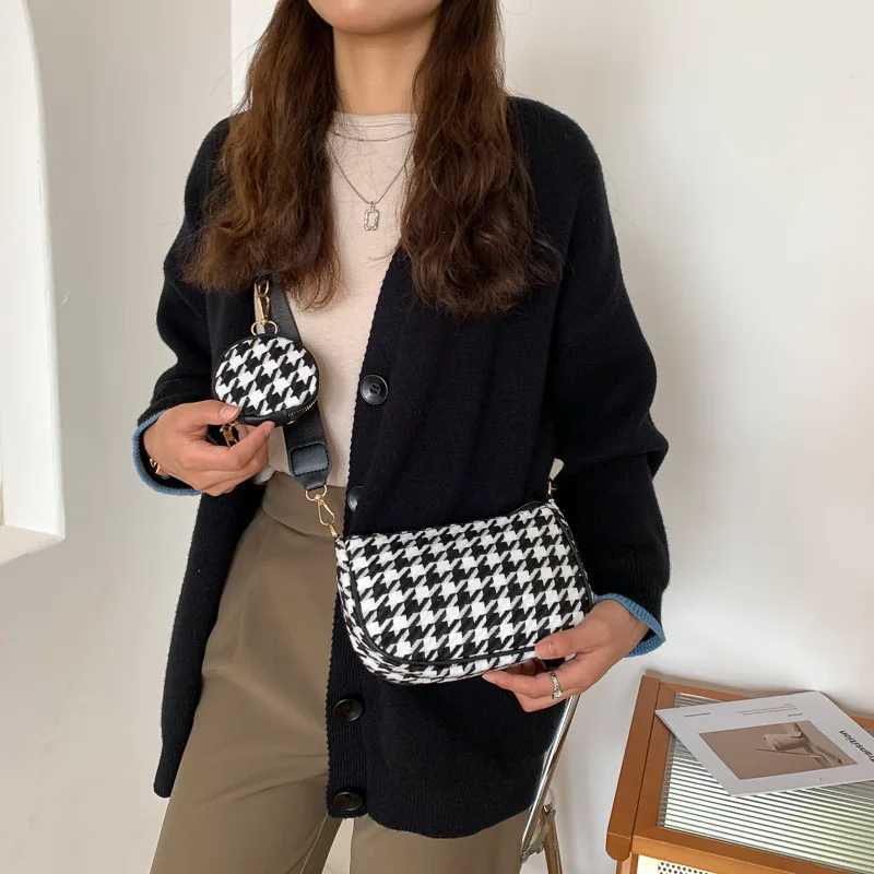 Female Vintage Plaid Printing Shoulder Bags with Mini Round Purse Pendant Women Bags Casual Small Crossbody Bags 2pcs CompositeXJ241225