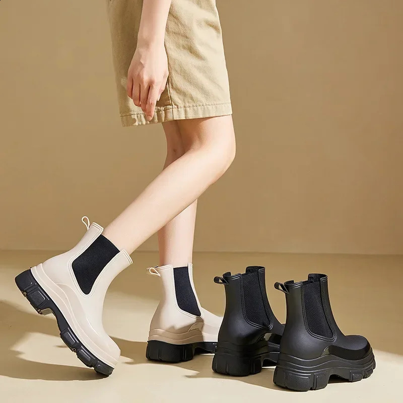 Women thick soled rain shoe Outdoor waterproof boots women comfort mid top boots Casual fashion water shoes Botas Zapatos 241226