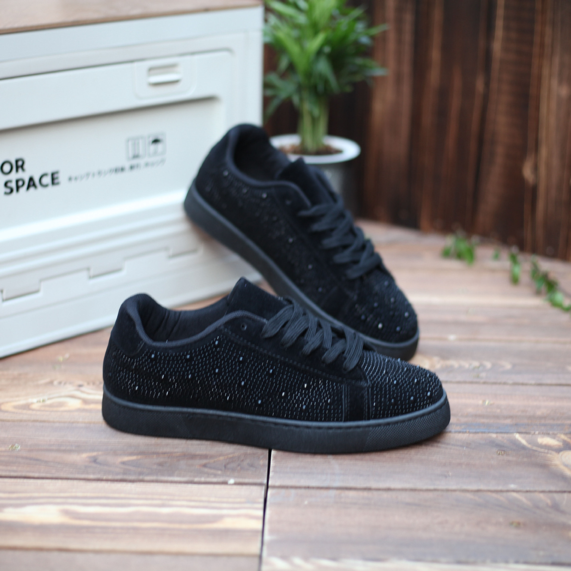 The same fashion shoes red sole rhinester dazzling full diamond men's board shoes spring and summer new board shoes sports casual shoes men