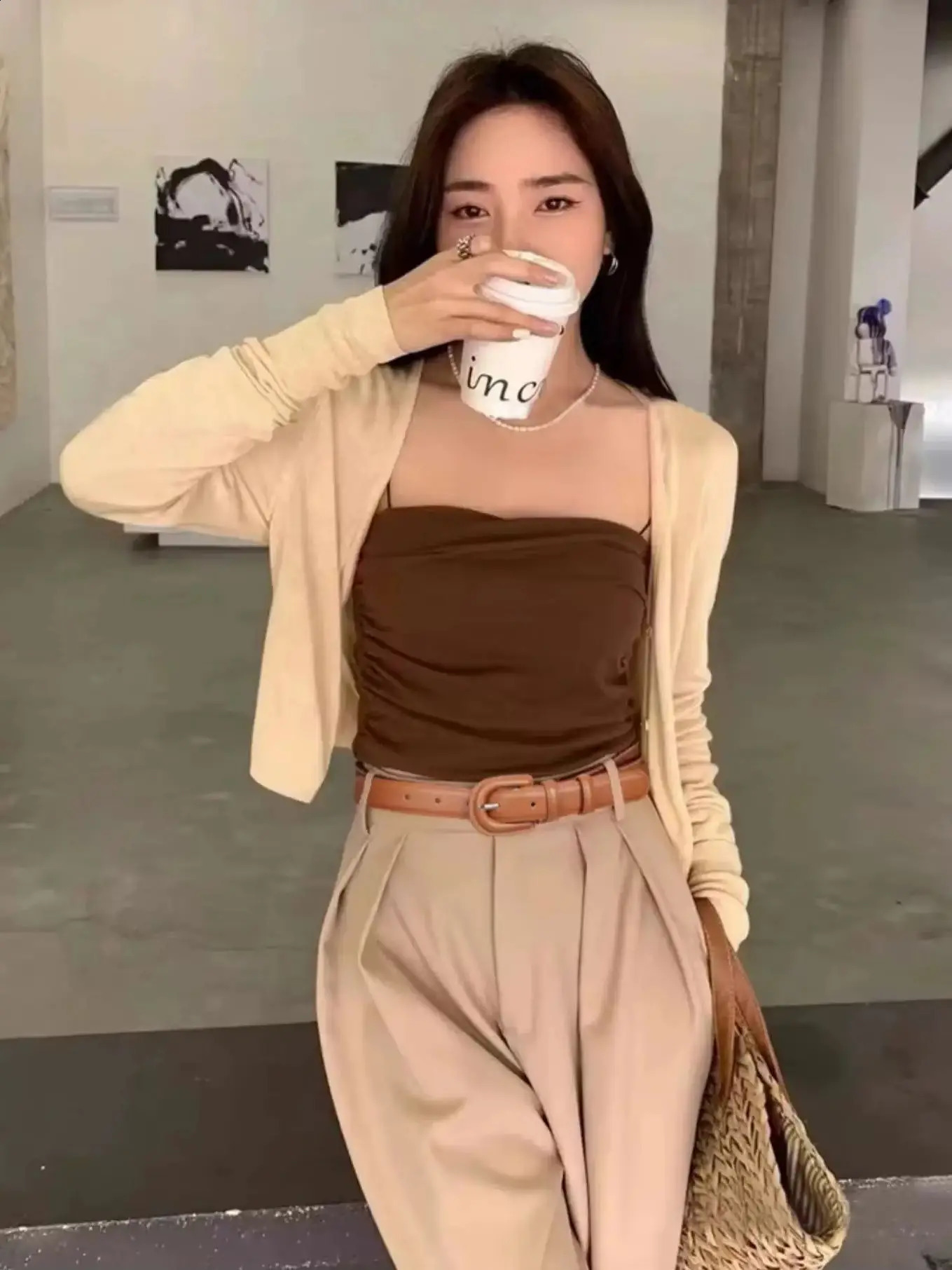 Trendy Womens Leather Belt Versatile Decorative Coat With Dress Sweater Skinny Belts Womens Vintage Buckle Waistband for Jeans 241226