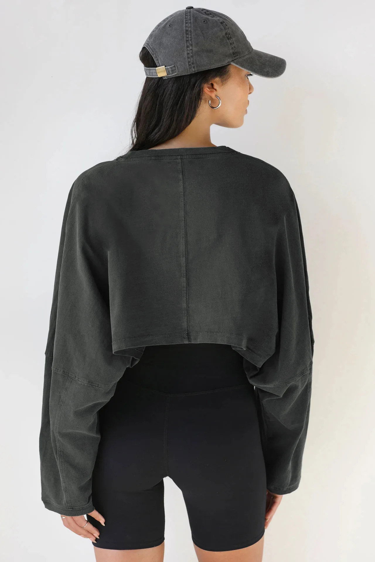 Loose Fit Round Neck Crop Sweater Women Short Pullover Sports Shirt Knitwear Long Sleeve Top Autumn Winter Womens Clothing 241223