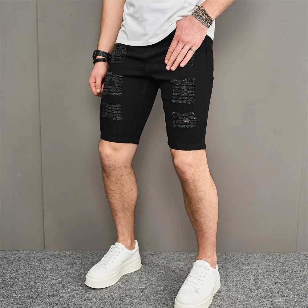 Summer new mens hole slim fit denim shorts street fashion straight mens solid casual jeans five point pants W241226