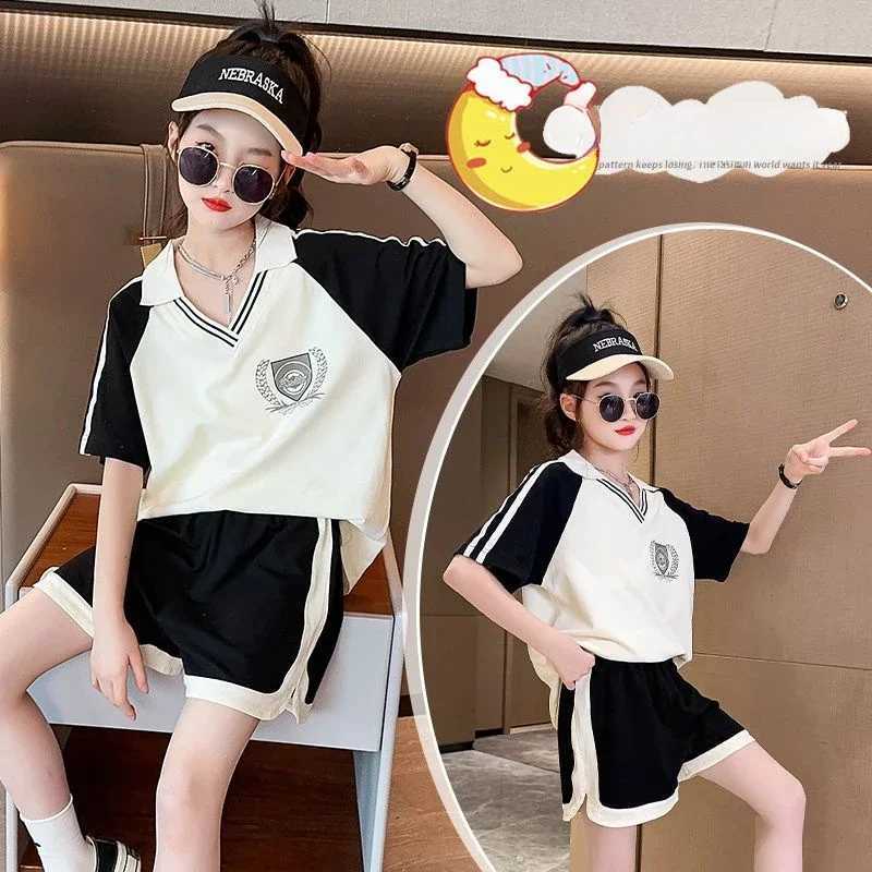 Clothing Sets Summer Clothes Set for Children Girls Fashion V Neck T-shirts and Shorts 2pcs Suit Teenage Lapel Top Bottom Outfits TracksuitsY241225MRQ