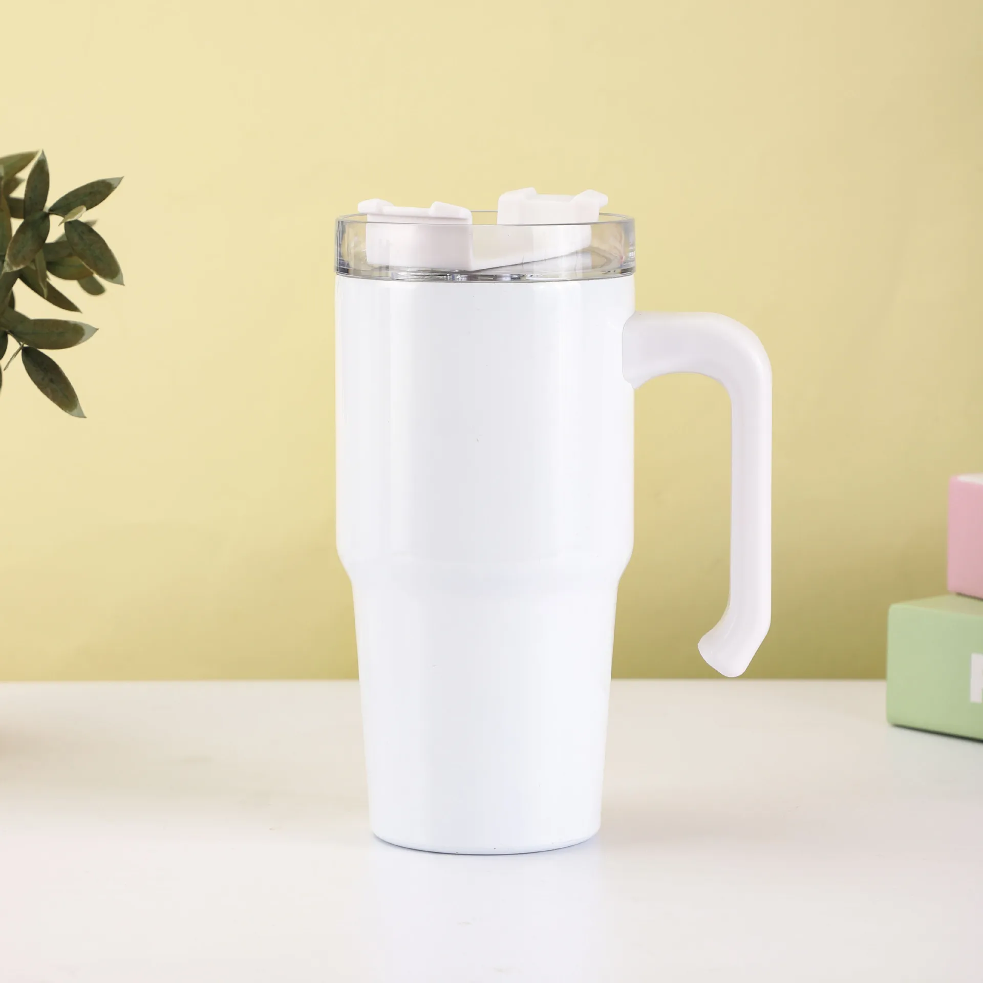 Durable 20oz Blank Sublimation Cup with Secure Lid Stainless steel