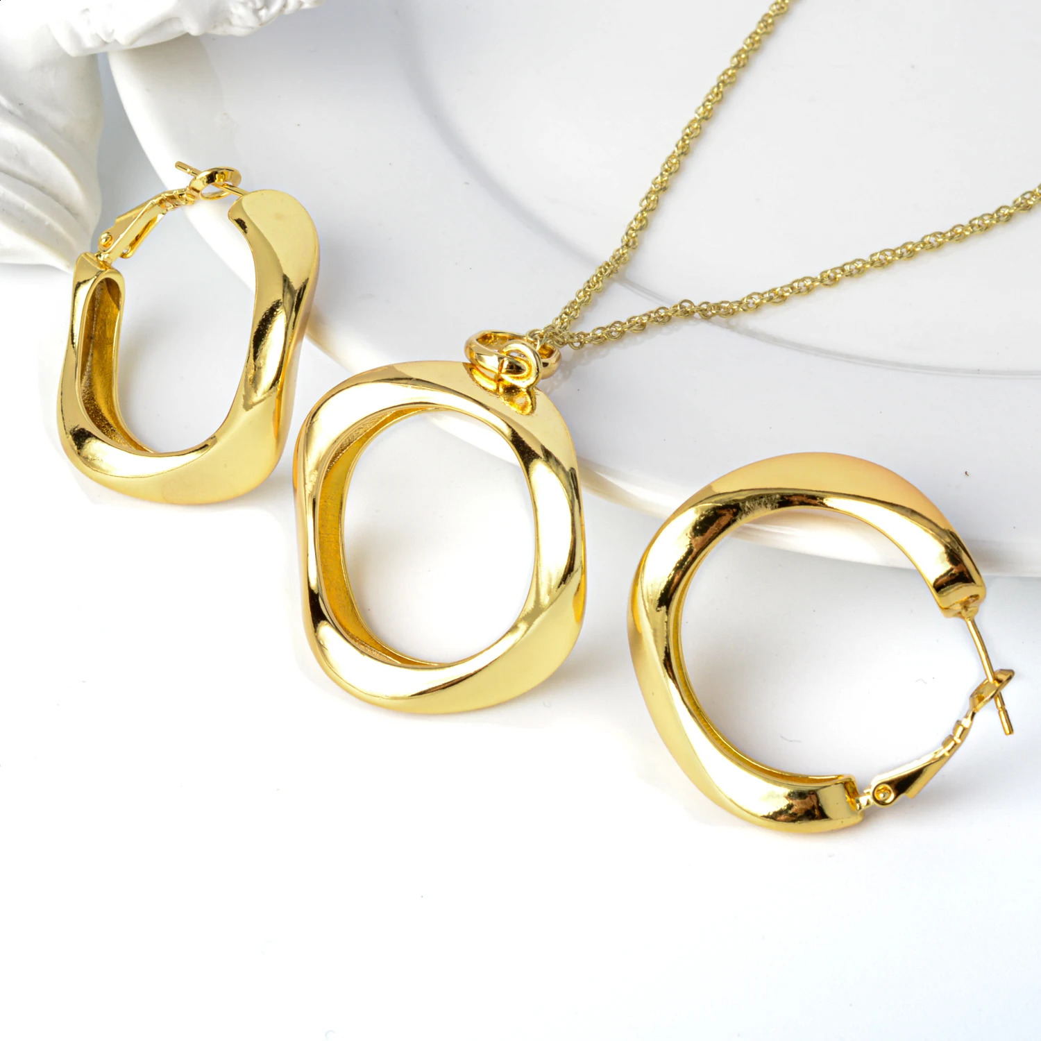Sunny Jewelry Sets Gold Color Copper Round Earrings Pendent Necklace For Women For Wedding Party Gift Classic 241226