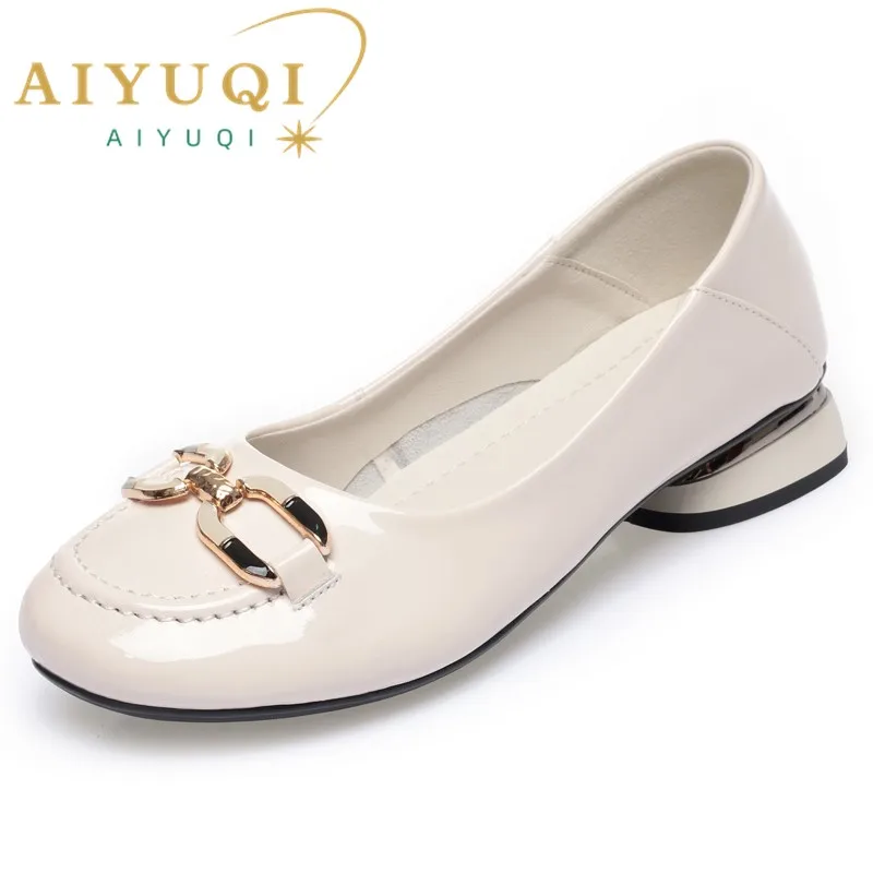 AIYUQI Peas Shoes Women Non-slip Large Size Shallow Mouth Women Spring Shoes Middle-aged Patent Leather Women Shoes