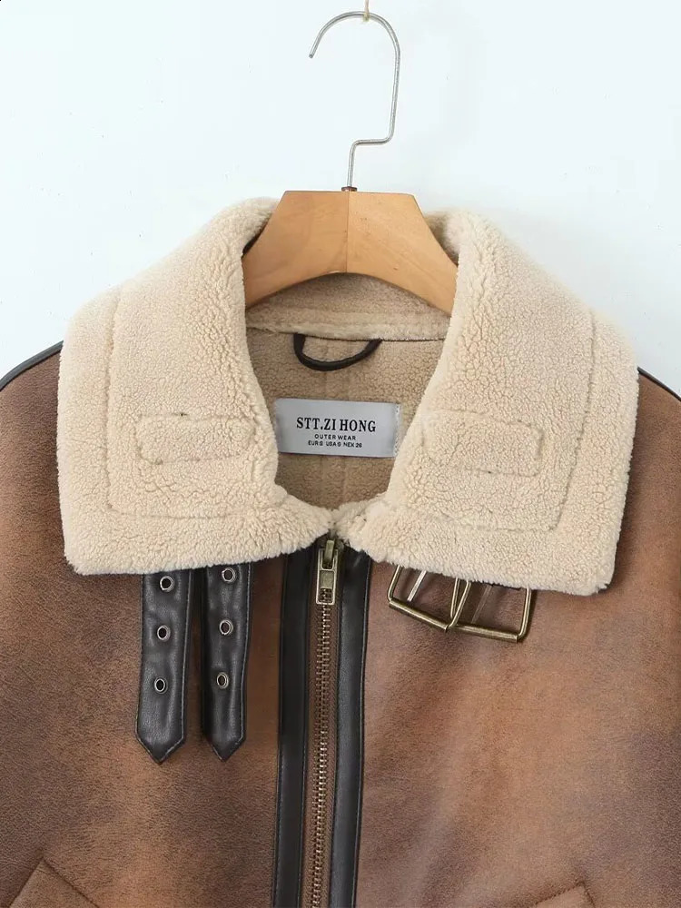 Lambswool coat women winter thickened motorcycle clothing leather jacket loose stand collar fur integrated high-grade jacket top 241217