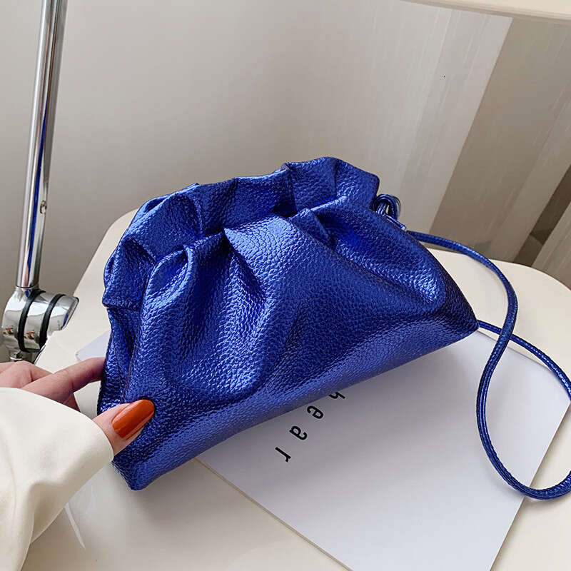 Underarm Cloud Small Bag, Women's Spring And Summer Diagonal Cross Fashionable Single Shoulder Soft Leather Wrinkled Dumpg Bag